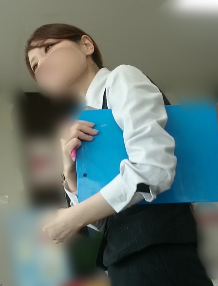 働くお姉さん8 携帯ショップ店員