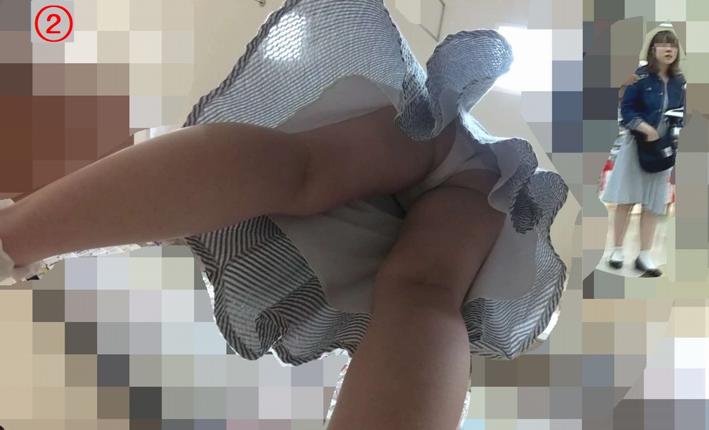 【靴屋】私服の逆さ4　？な女達