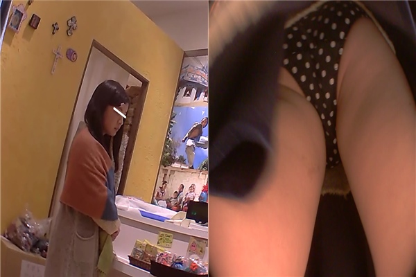 黒いネコからの贈り物　禁断の逆さ撮りNo136