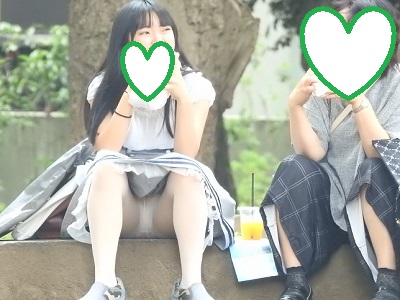 大変です！！パンツが見えてますよ４８